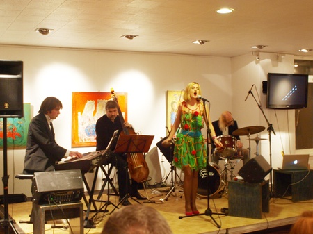 Млада - концерт 8.12.2010